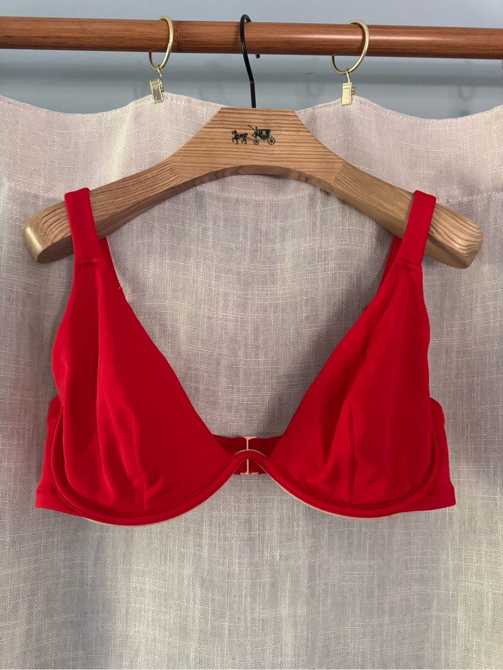 Shade & Shore red V wired bikini top 38D
